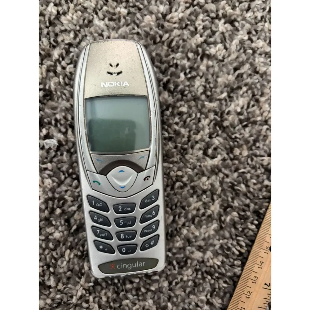 Nokia 634oi Silver cingular cellular phone